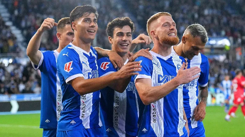 Analisis Performa Alaves
