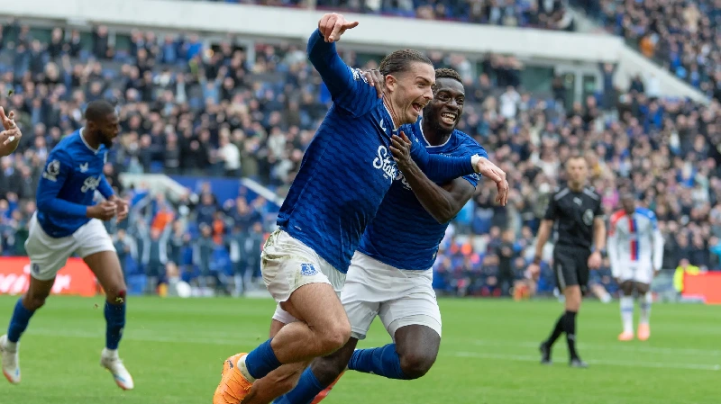 Everton – Momentum Positif