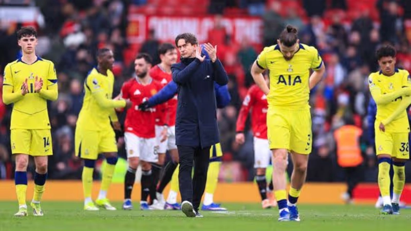 Masalah Taktik yang Tak Kunjung Selesai