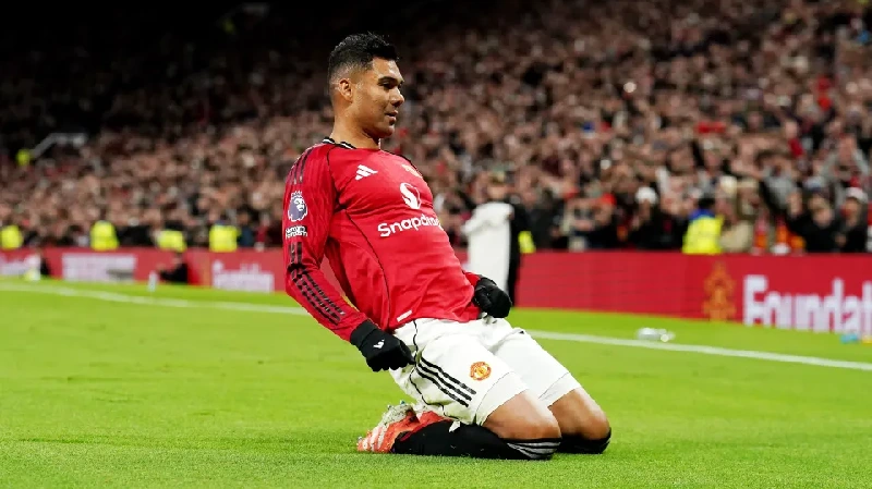 Mengapa Casemiro Masuk Radar Milan dan Juventus