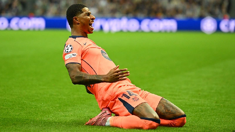 Penampilan Gemilang Rashford di Barcelona