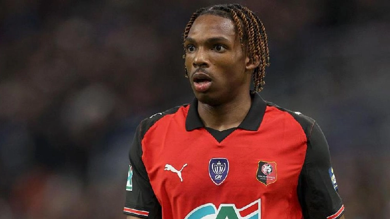 Rekrutan Anyar Liverpool Jérémy Jacquet Dihantam Cedera Bahu Parah