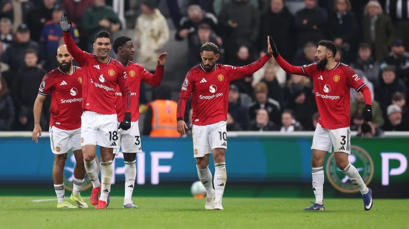 Perkiraan Susunan Pemain - Manchester United vs Aston Villa