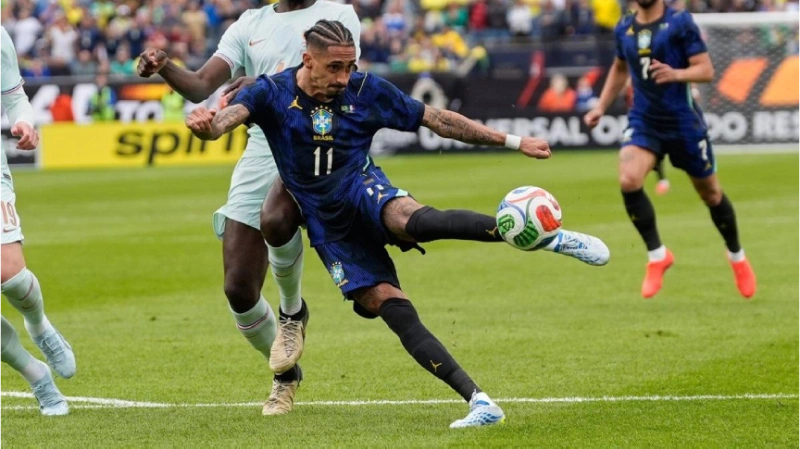 Raphinha Cedera 5 Minggu: Dampak Besar untuk Barcelona di Momen Krusial Musim