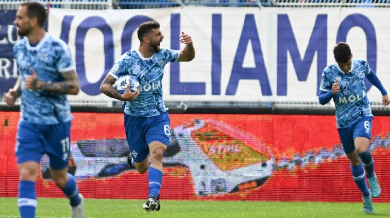 Kondisi Tim & Analisis Taktik