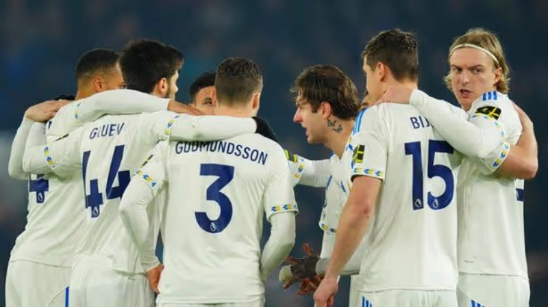 Prediksi Skor Manchester United vs Leeds United